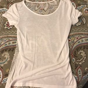 Melrose Chic Feminine T
